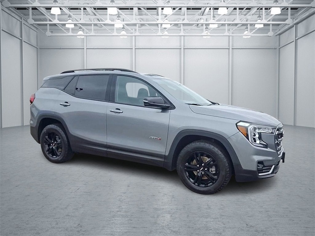 2023 GMC Terrain AT4