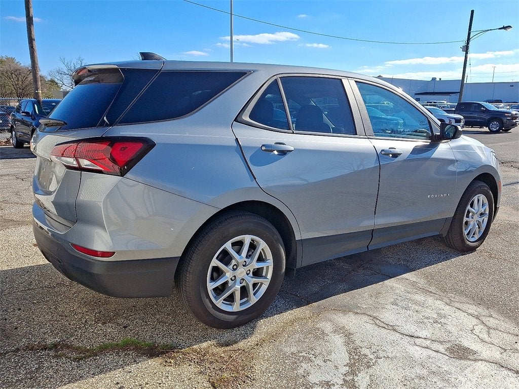 2023 Chevrolet Equinox LS
