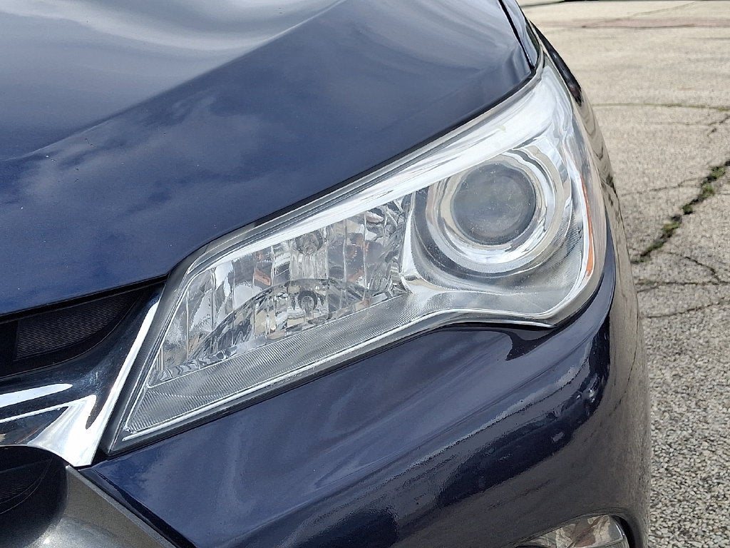 2015 Toyota Camry Hybrid LE
