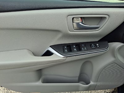 2015 Toyota Camry Hybrid LE
