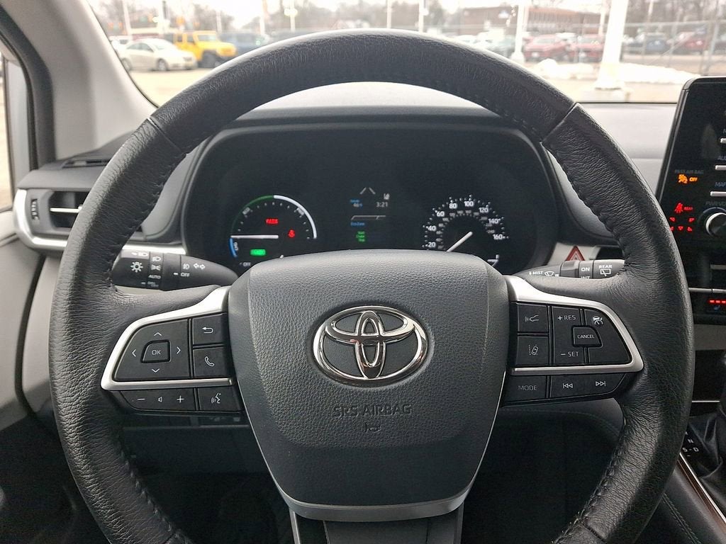 2021 Toyota Sienna XLE