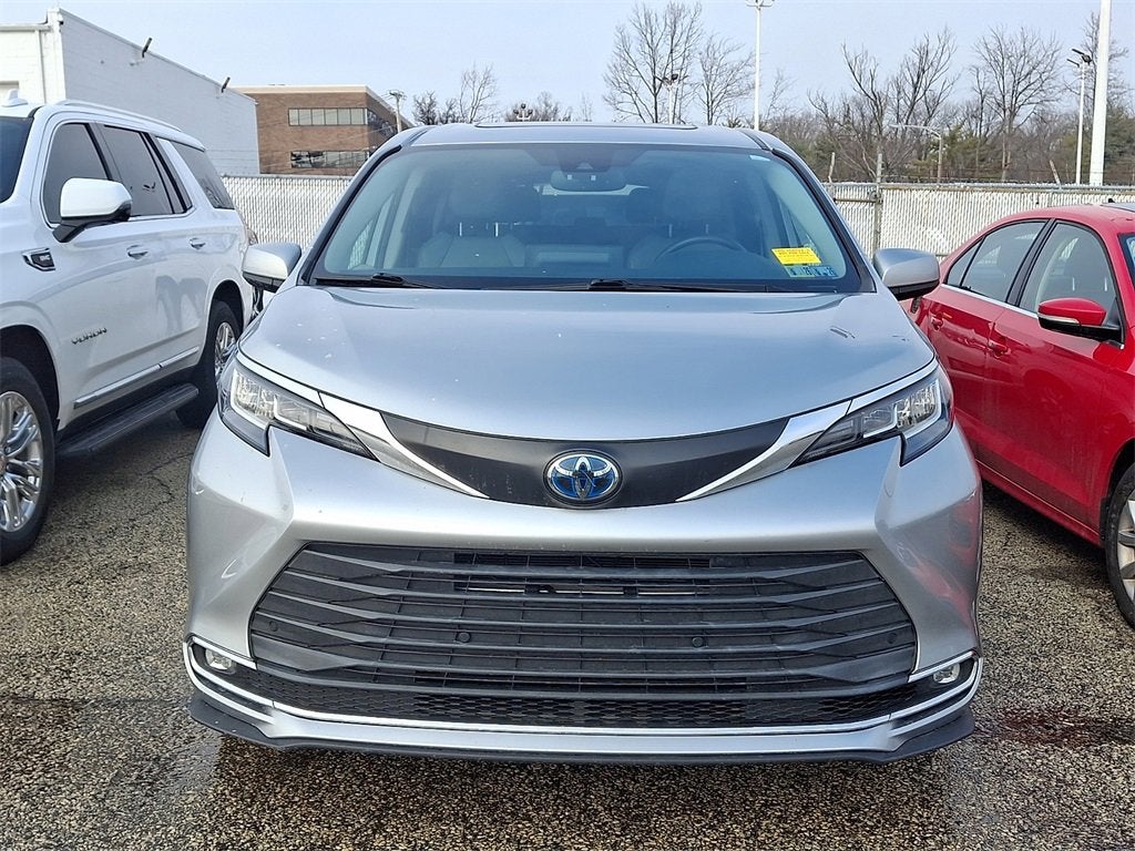 2021 Toyota Sienna XLE