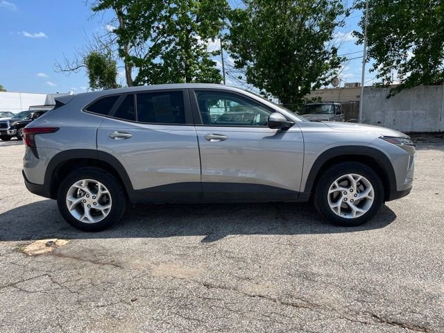 2025 Chevrolet Trax LS