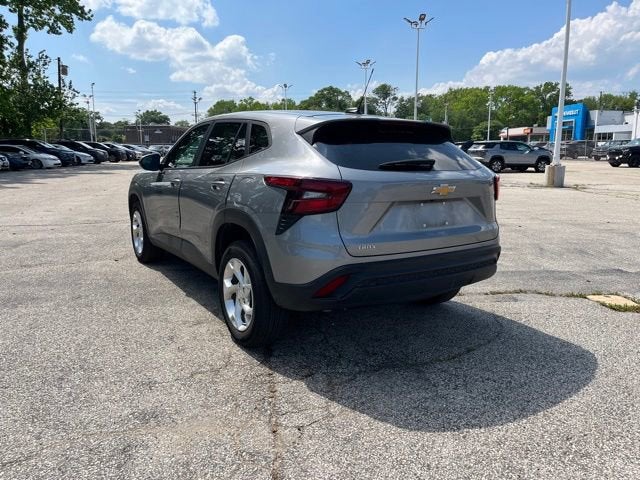 2025 Chevrolet Trax LS