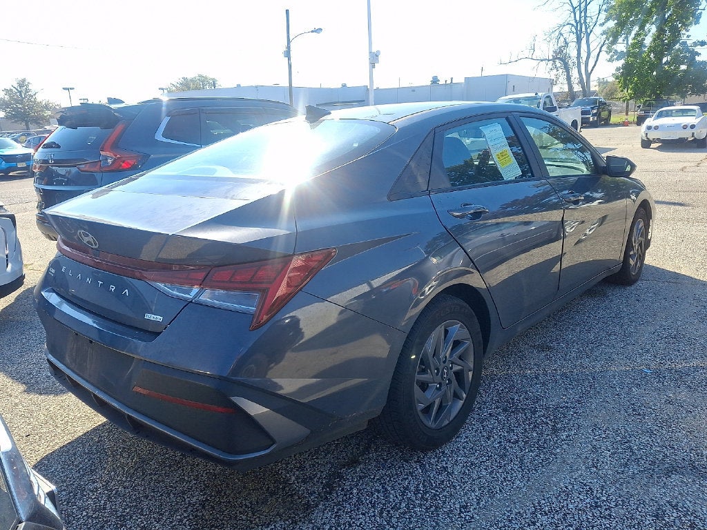 2024 Hyundai Elantra Hybrid Blue